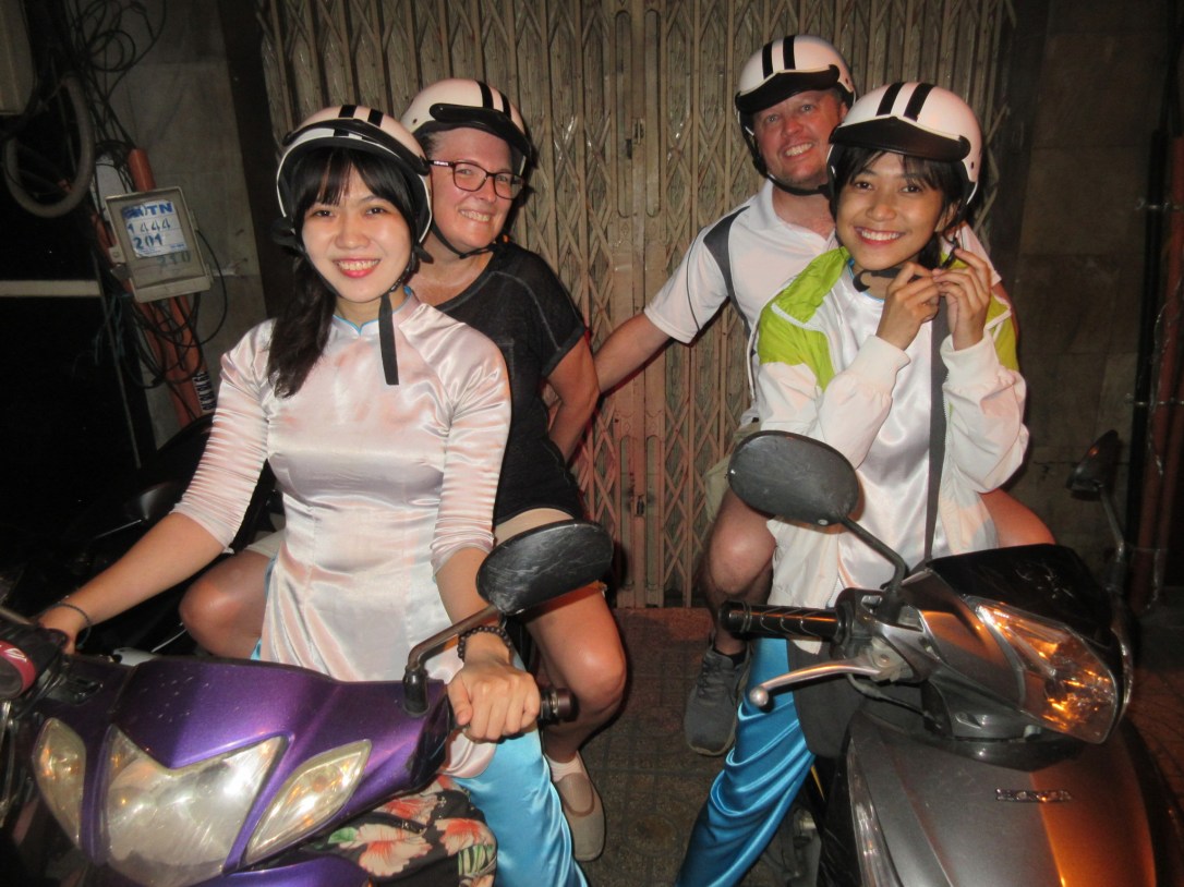 xo with girls on the bikes